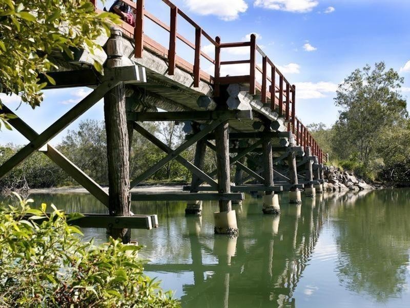 15 Paul Street, Noosa Heads QLD 4567