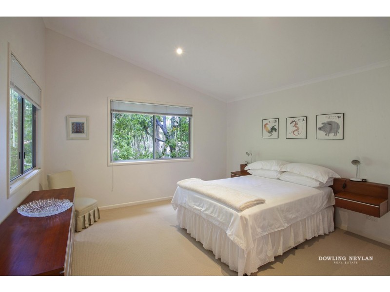 16 Moonare Crescent, Noosa Heads QLD 4567