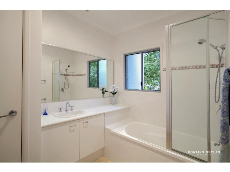 16 Moonare Crescent, Noosa Heads QLD 4567