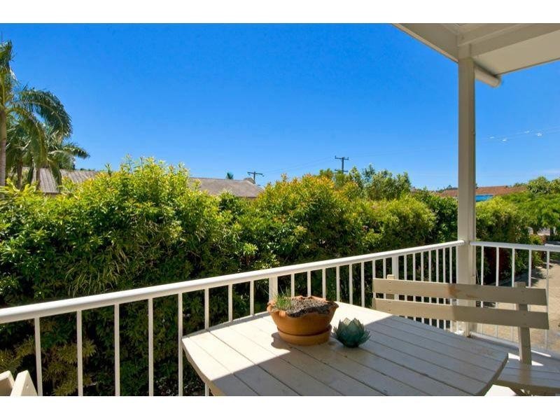 2/293 Weyba Road, Noosaville QLD 4566