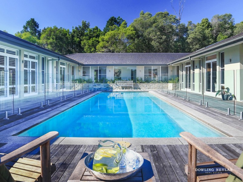 62 Highland Drive, Lake Macdonald QLD 4563