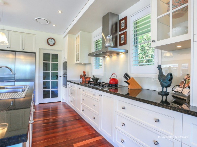 62 Highland Drive, Lake Macdonald QLD 4563