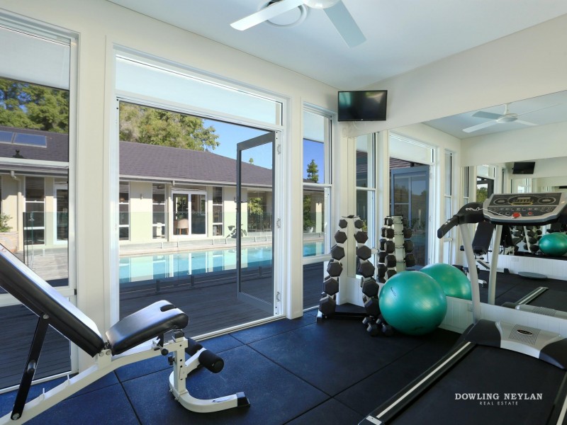 62 Highland Drive, Lake Macdonald QLD 4563