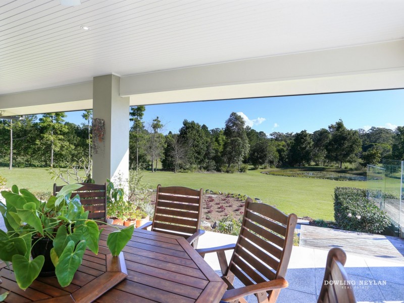 62 Highland Drive, Lake Macdonald QLD 4563