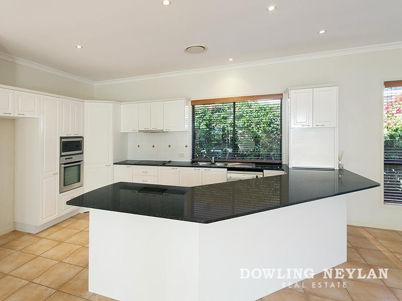 1 Shipwright Avenue, Noosa Waters QLD 4566