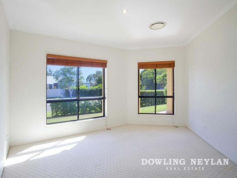 1 Shipwright Avenue, Noosa Waters QLD 4566