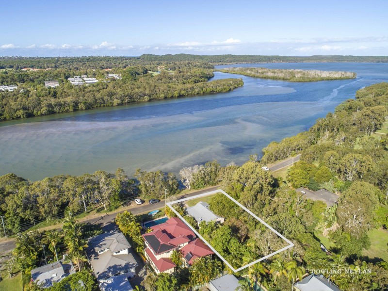133 Lake Weyba Drive, Noosaville QLD 4566