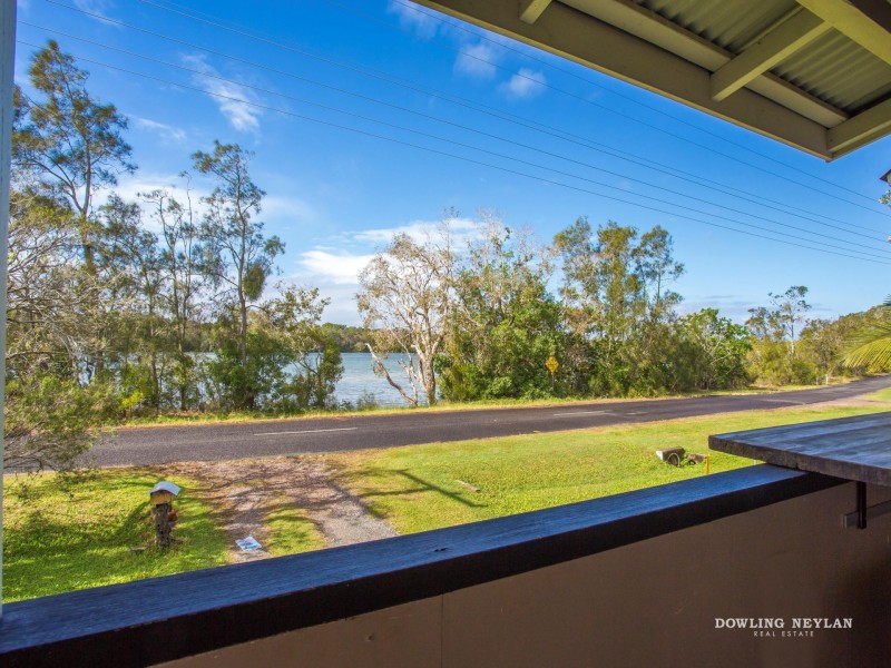 133 Lake Weyba Drive, Noosaville QLD 4566