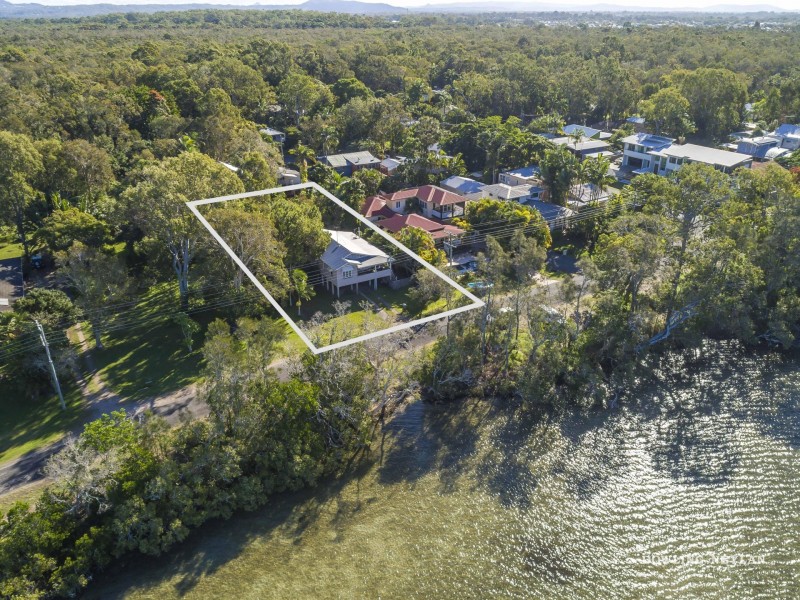 133 Lake Weyba Drive, Noosaville QLD 4566