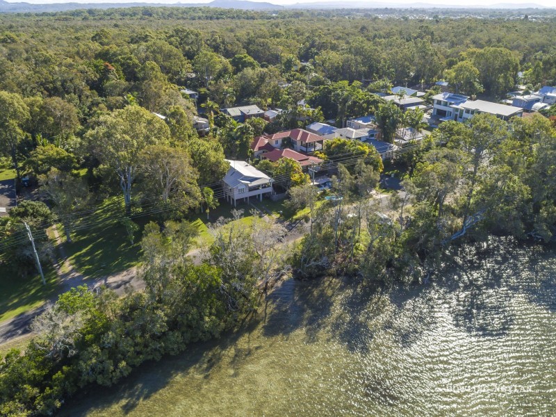 133 Lake Weyba Drive, Noosaville QLD 4566