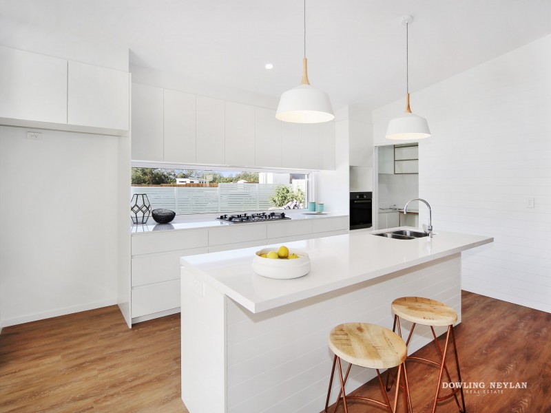 13 Rani Circuit, Noosa Waters QLD 4566