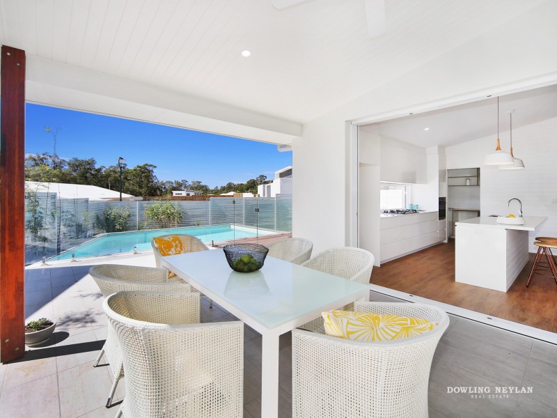 13 Rani Circuit, Noosa Waters QLD 4566