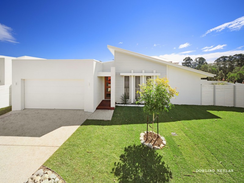 13 Rani Circuit, Noosa Waters QLD 4566