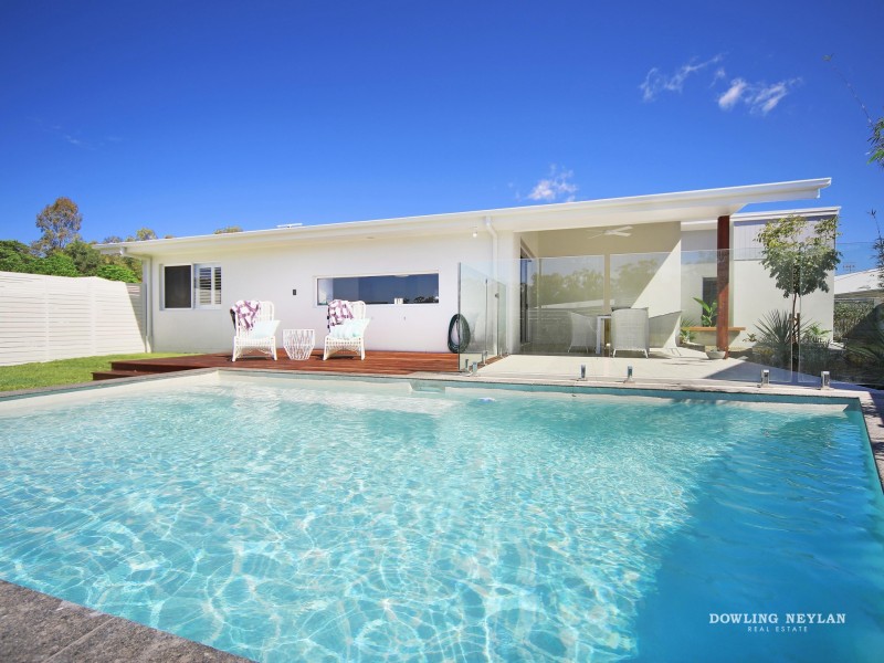 13 Rani Circuit, Noosa Waters QLD 4566