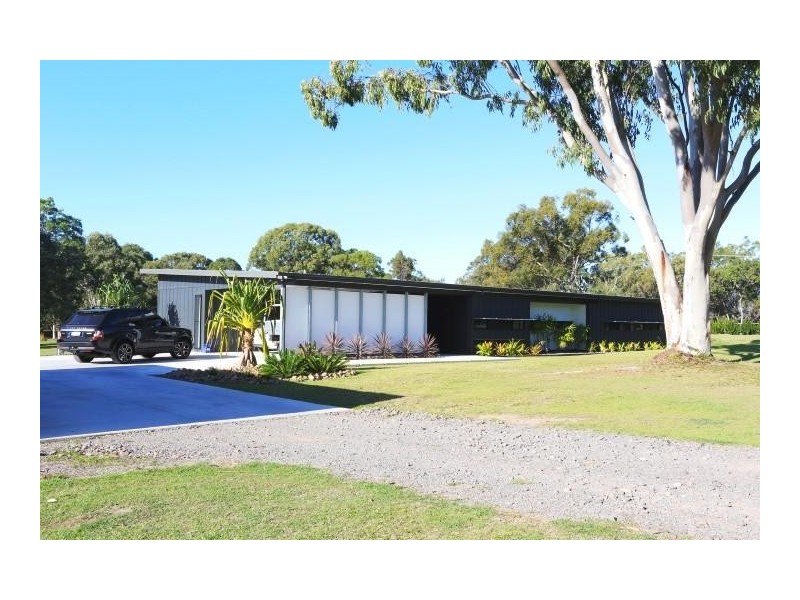 2 Jirrima Crescent, Cooroibah QLD 4565