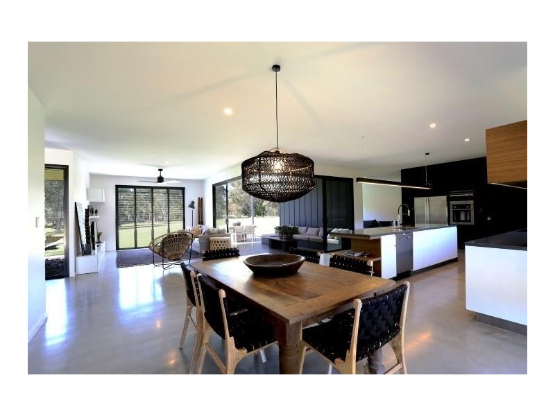 2 Jirrima Crescent, Cooroibah QLD 4565