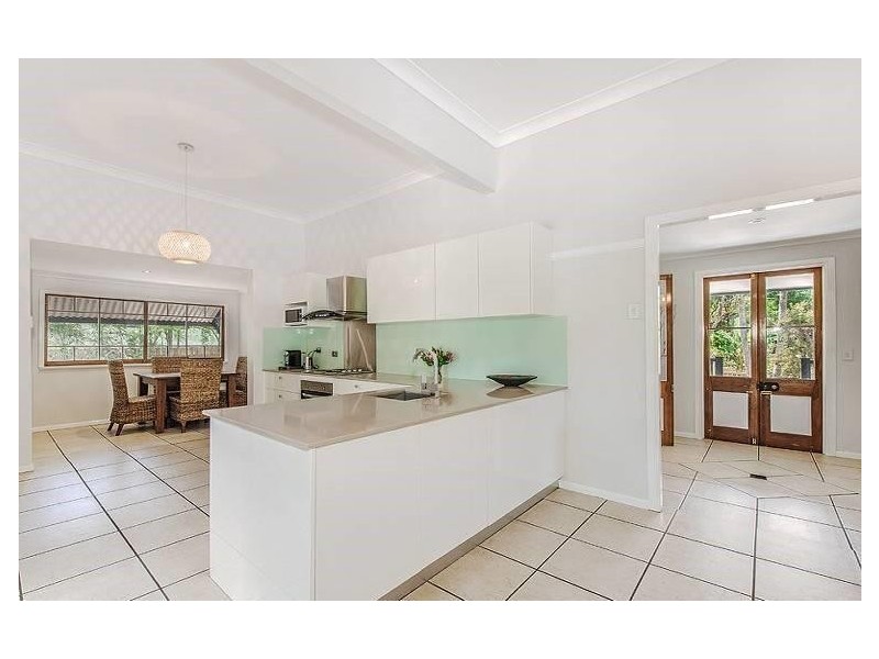 11 Lenske Lane, Cooran QLD 4569