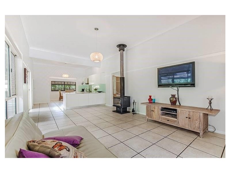 11 Lenske Lane, Cooran QLD 4569