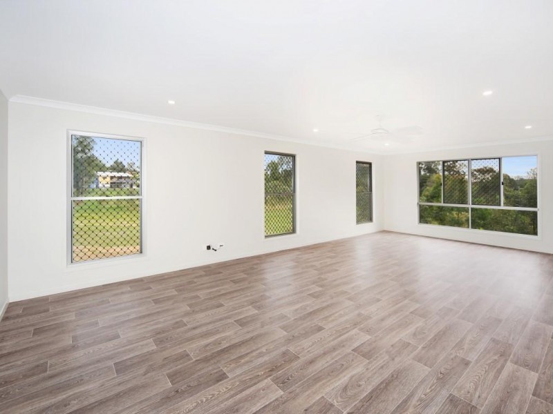 55 Brewers Road, Cooran QLD 4569