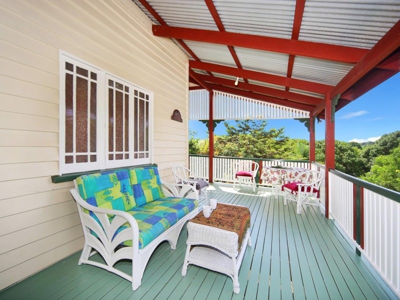34 Sallwood Court, Pinbarren QLD 4568