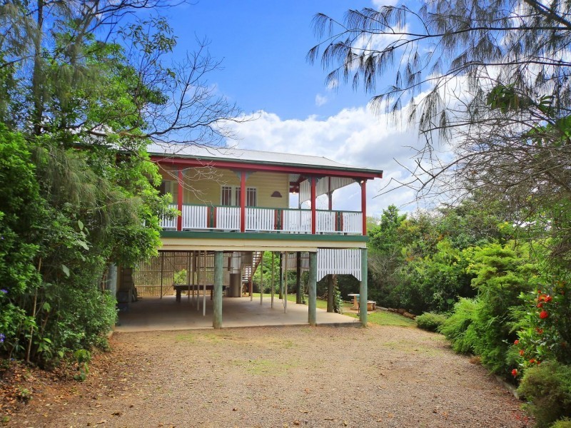 34 Sallwood Court, Pinbarren QLD 4568