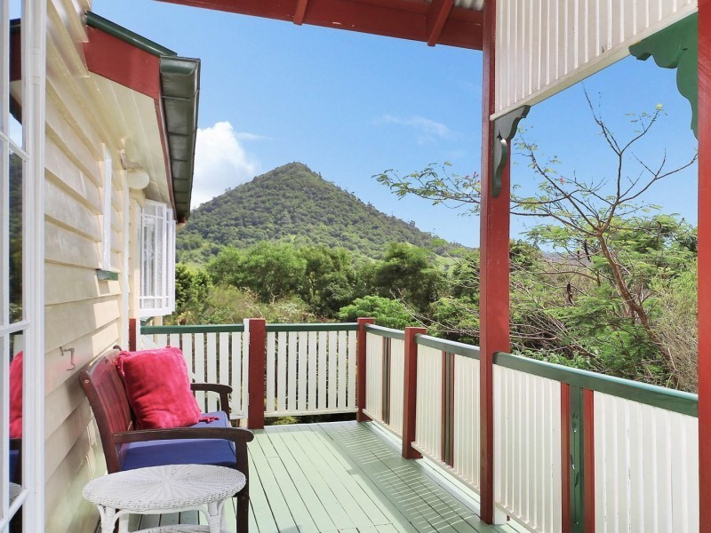 34 Sallwood Court, Pinbarren QLD 4568