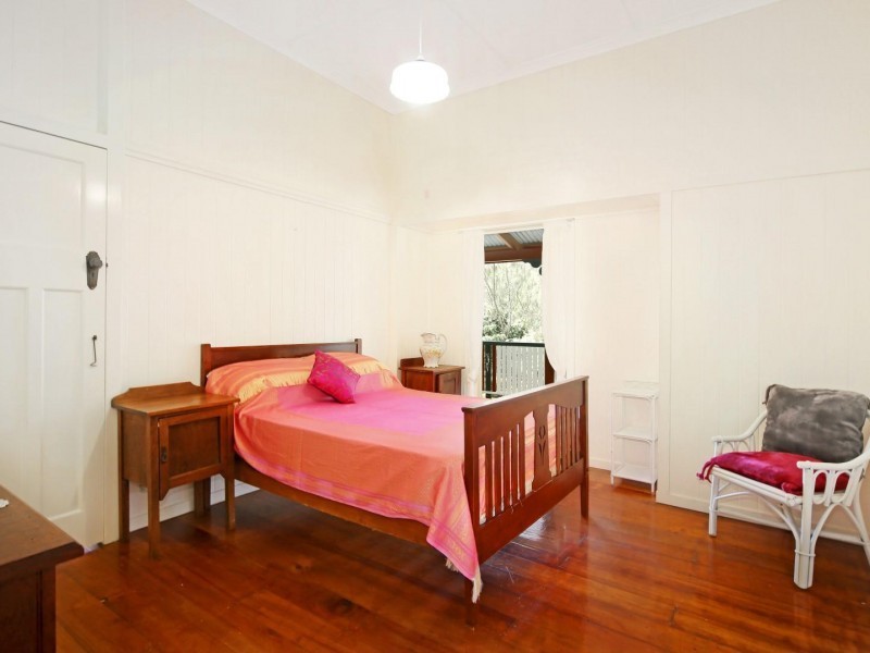 34 Sallwood Court, Pinbarren QLD 4568