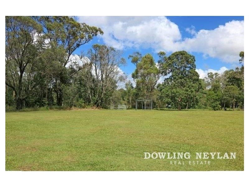 41 Grange Road, Lake Macdonald QLD 4563
