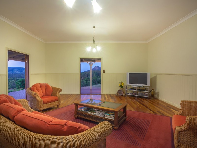 35 Findersia Drive, Traveston QLD 4570