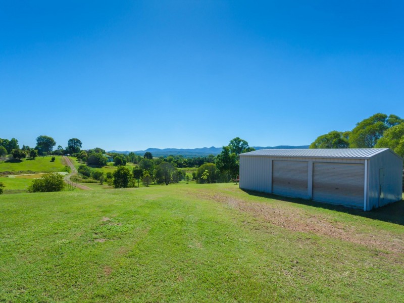 35 Findersia Drive, Traveston QLD 4570