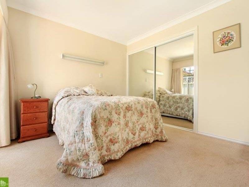 2/14 Northview  Tce, Figtree NSW 2525