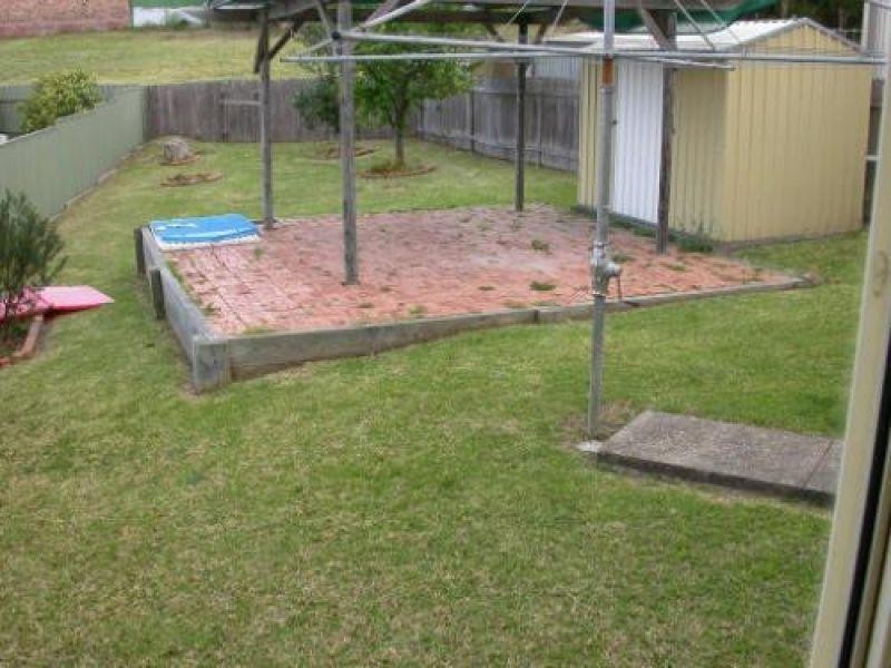 57 Cummins Street, Unanderra NSW 2526