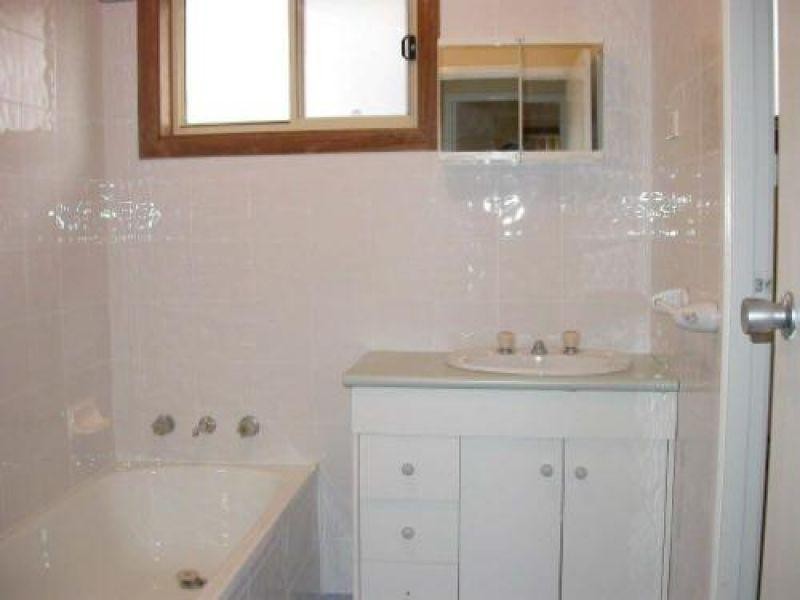 3 Paltarra Place, Cordeaux Heights NSW 2526