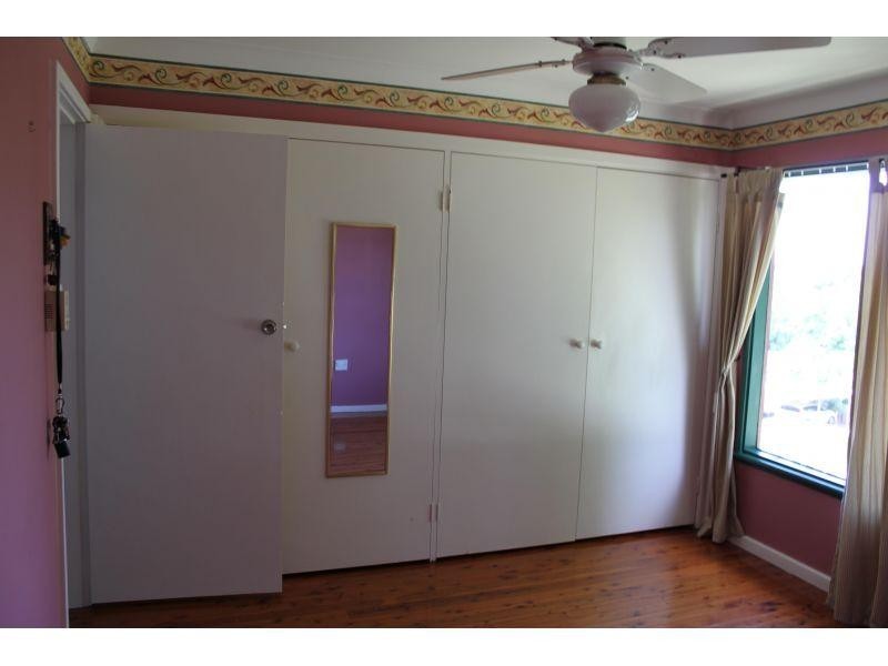 78 Stanley Avenue, Farmborough Heights NSW 2526