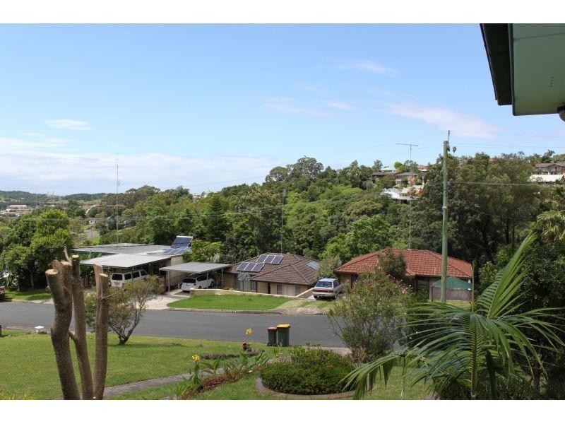 78 Stanley Avenue, Farmborough Heights NSW 2526