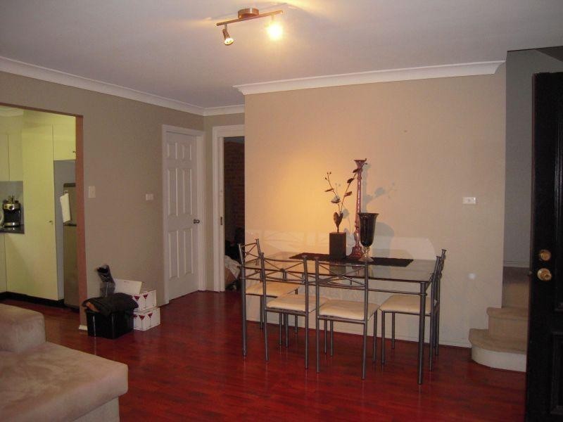 3/2 Carroll Road, Corrimal East NSW 2518