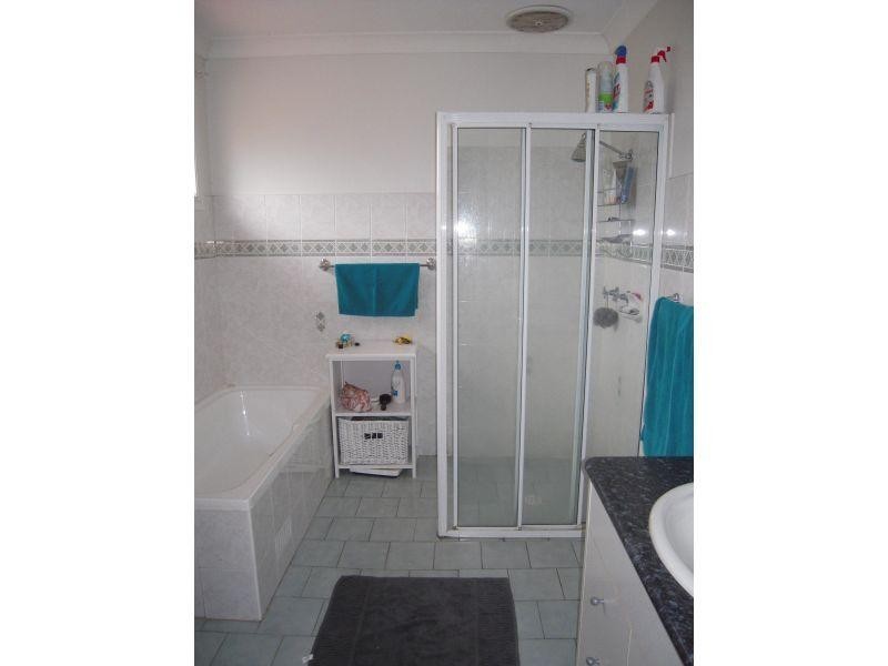 3/2 Carroll Road, Corrimal East NSW 2518