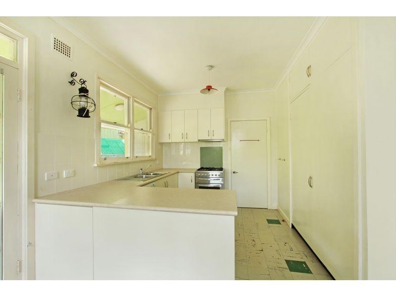 Room1/4 Gooyong Street, Keiraville NSW 2500