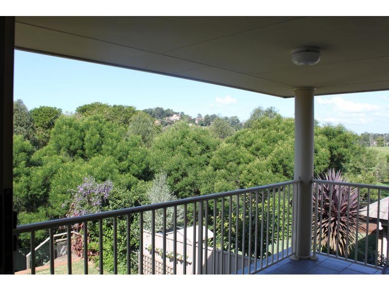 9 George Fuller Drive, Figtree NSW 2525