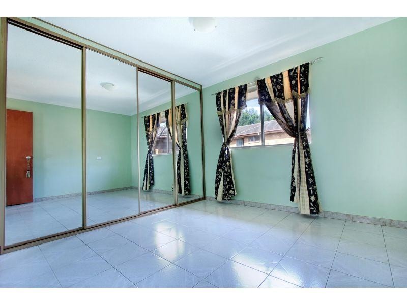6/6 Eyre Place, Warrawong NSW 2502