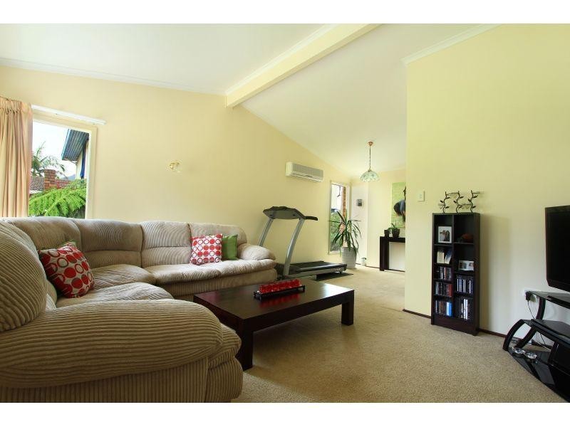 30 Branch Avenue, Figtree NSW 2525