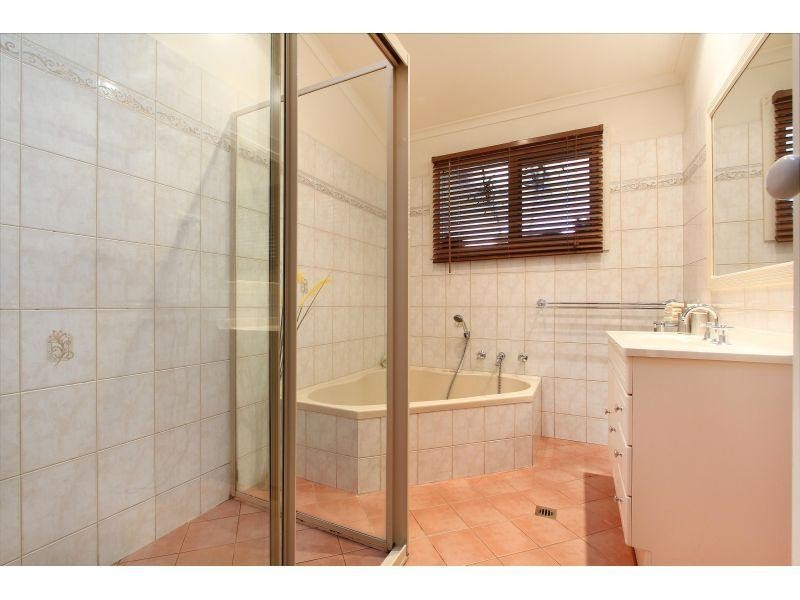 30 Branch Avenue, Figtree NSW 2525