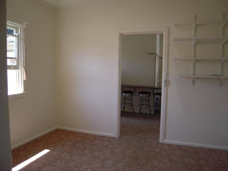 2/16 Preston Street, Mangerton NSW 2500