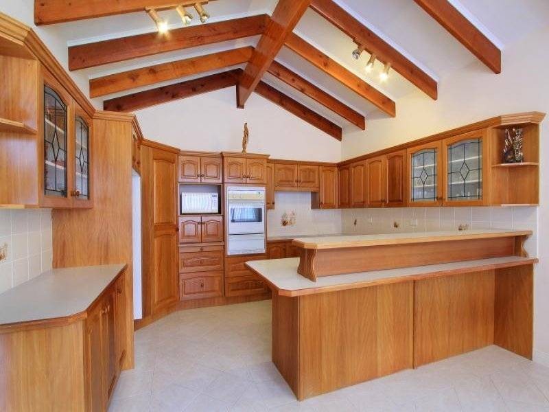 12 Lambertia Place, Cordeaux Heights NSW 2526