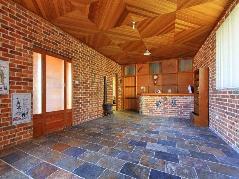 12 Lambertia Place, Cordeaux Heights NSW 2526