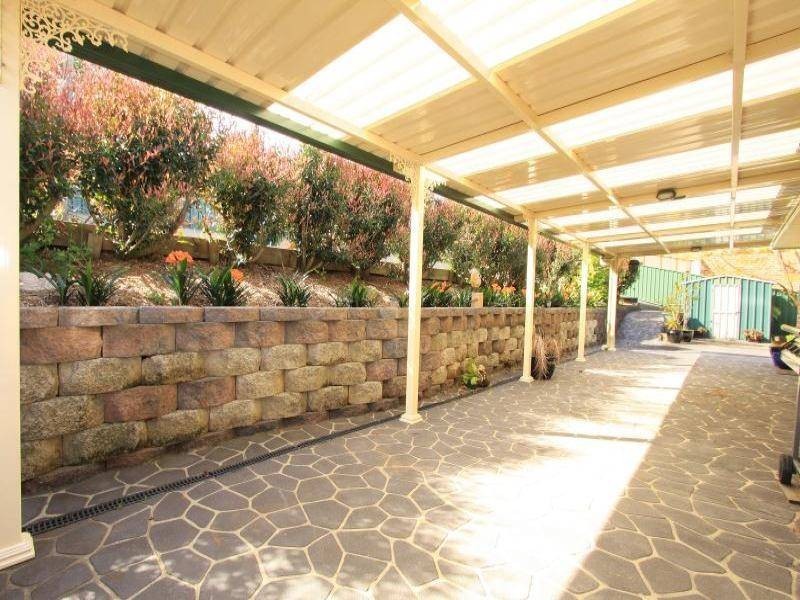 12 Lambertia Place, Cordeaux Heights NSW 2526