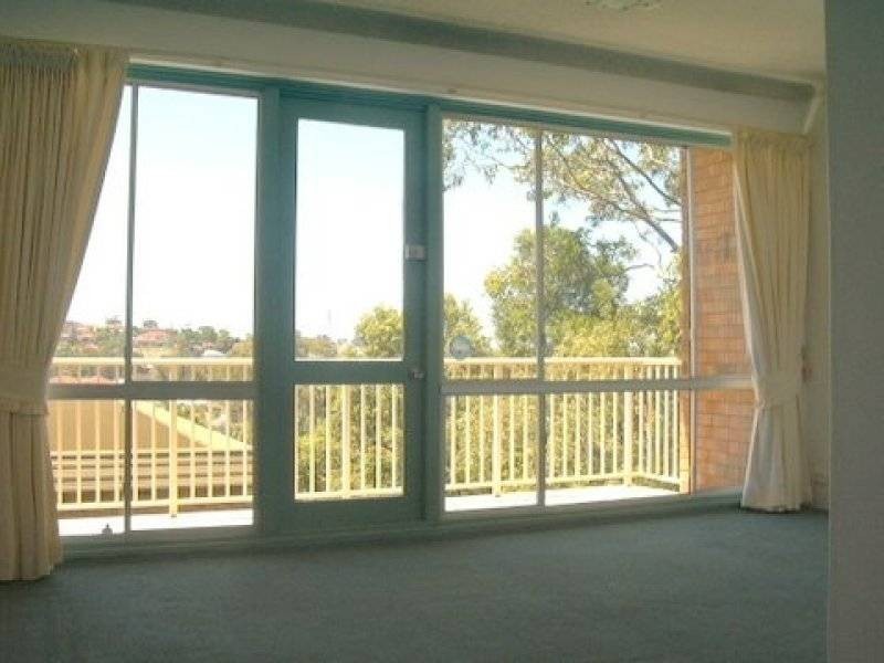 12/27 Heaslip Street, Coniston NSW 2500