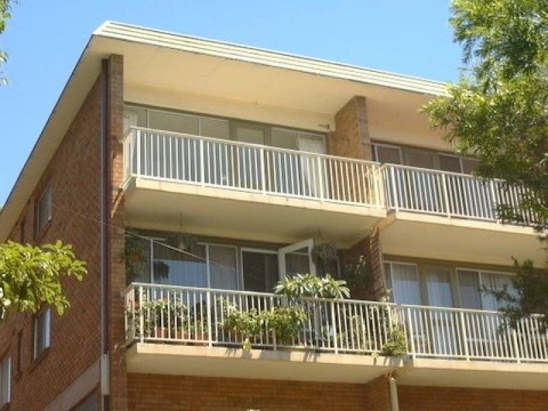 12/27 Heaslip Street, Coniston NSW 2500