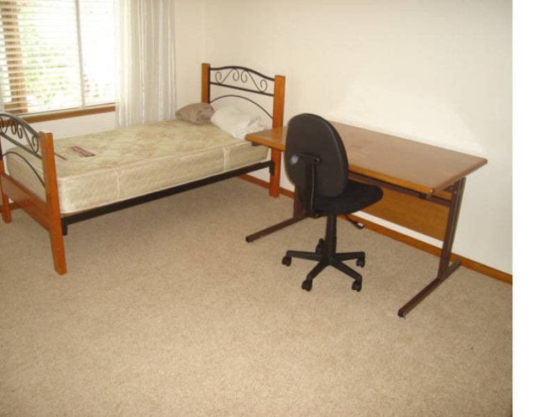 Room2/12 Georgina Avenue, Keiraville NSW 2500