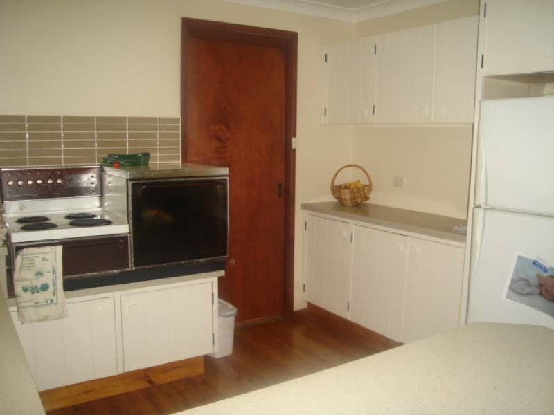 38 Koloona Avenue, Figtree NSW 2525